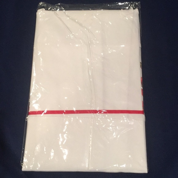 Mary Lake-Thompson Ltd. Holiday Apron - Picture 3 of 3